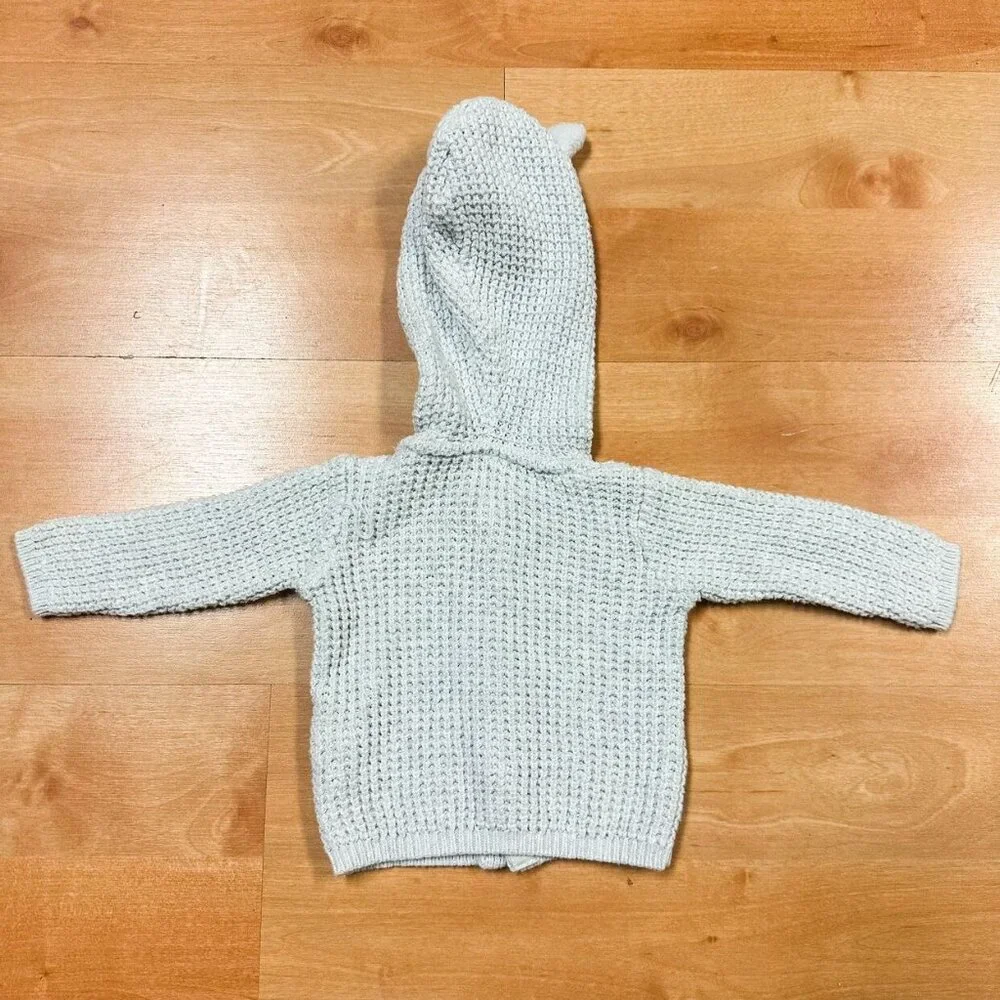 Carters Gray Knit Button Closure Hooded Bear Sweater Unisex Baby Size 3M